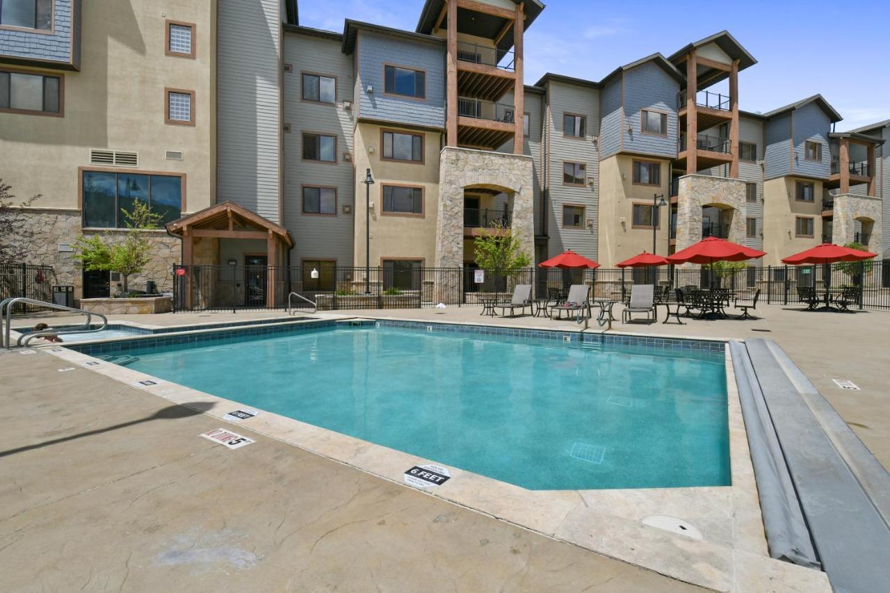 Silverado By Park - Canyons Village