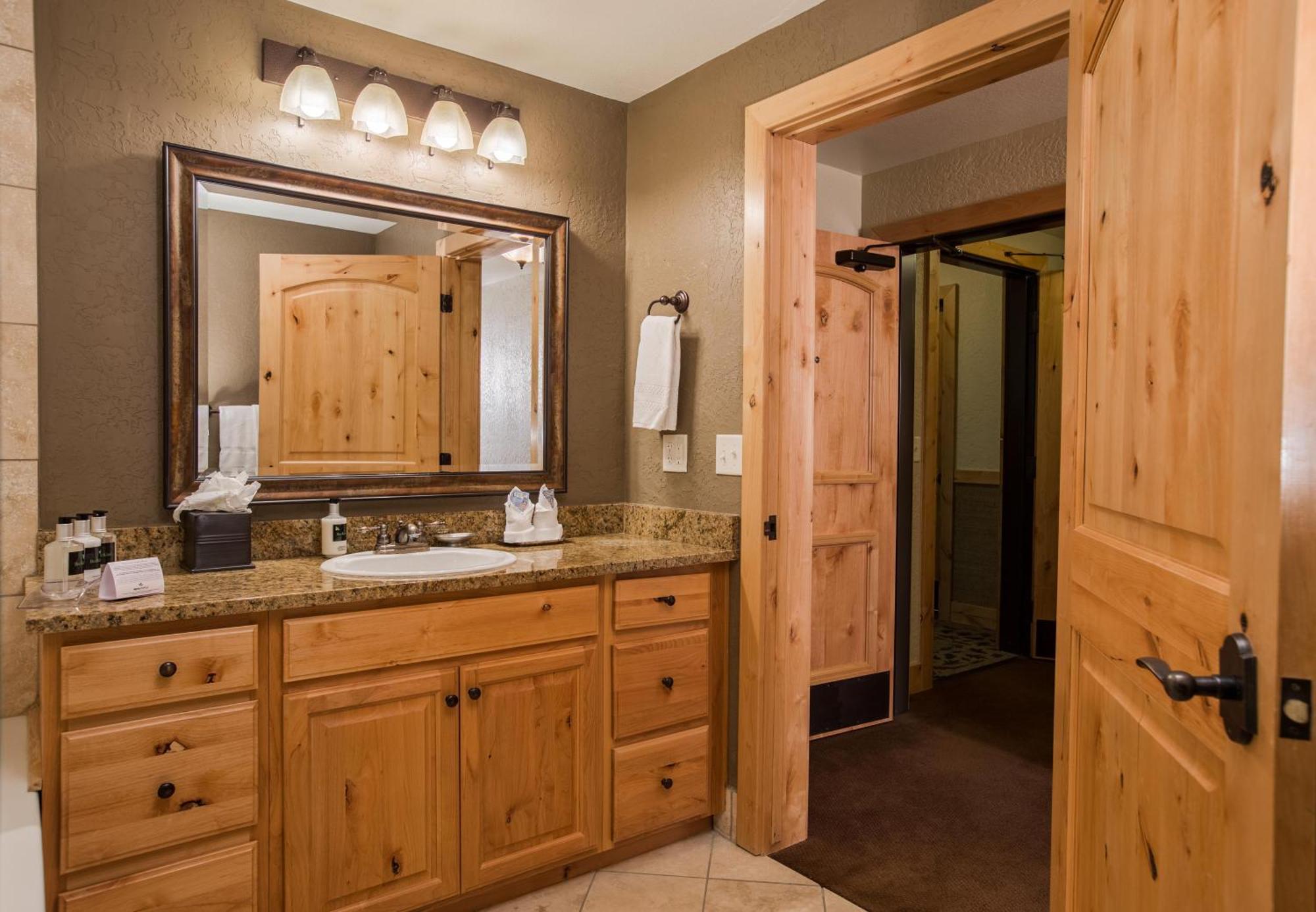 Silverado By Park - Canyons Village Lodge