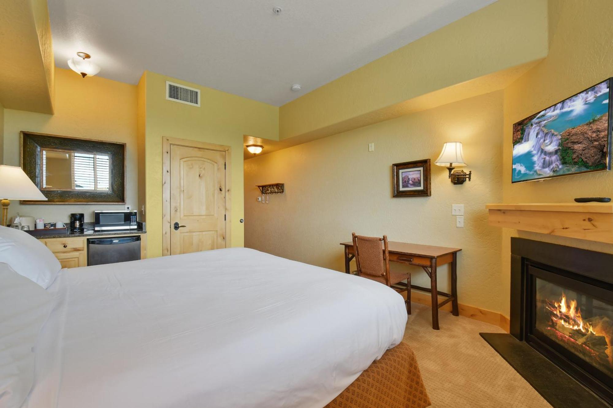 Silverado By Park - Canyons Village Lodge *